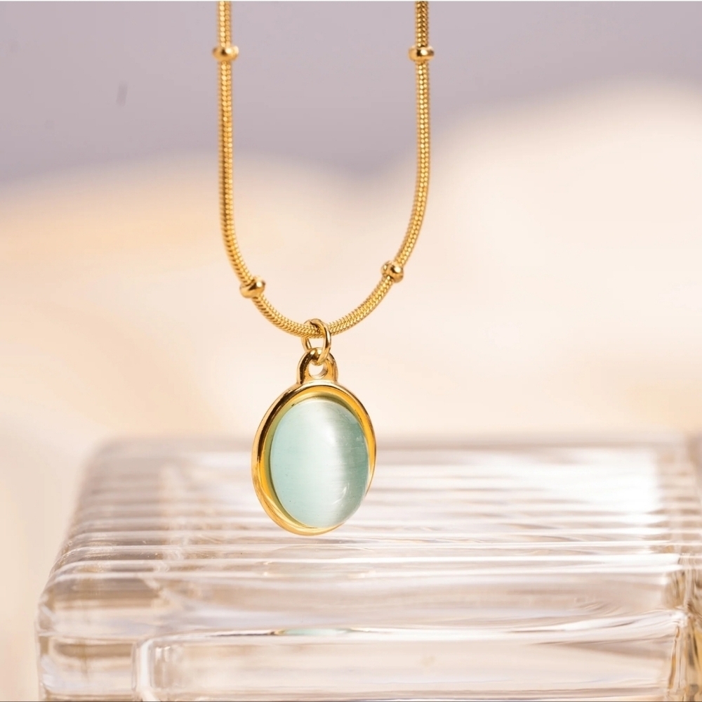 Elegant Stsinless Steel Gold Necklace with Blue Pendant - Picture 4 of 6